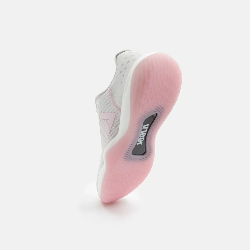 Giày JOOLA R4LLy nữ White/Light Pink dựng nghiêng, đế màu hồng trong mờ
