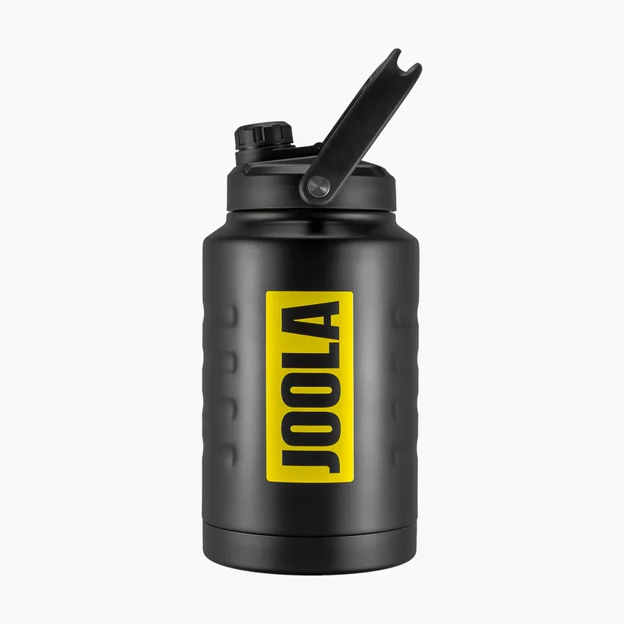 Bình JOOLA 128oz thân đen, nhãn vàng, quai cầm lớn