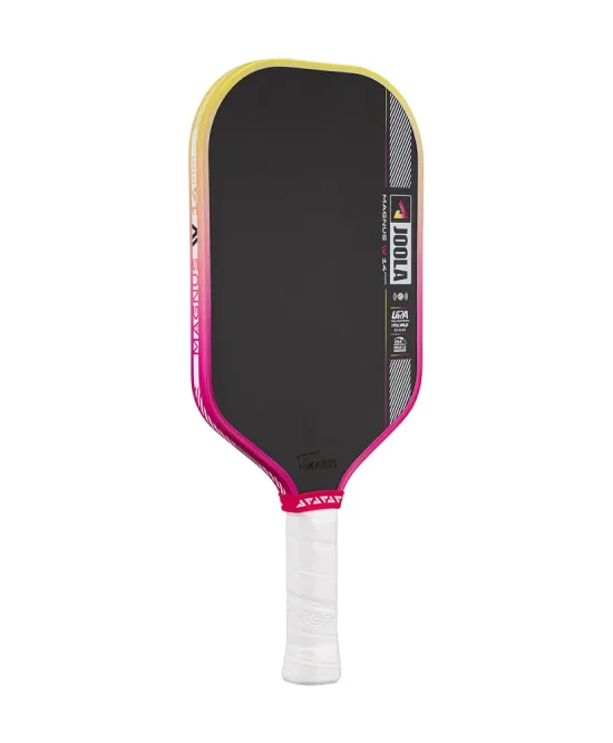 Magnus Pro IV Vietnam Colorway nghiêng nhẹ sang trái - Ảnh 3