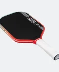 Vợt Perseus Pro IV Malaysia đặt nằm chéo trên nền phẳng - Ảnh nhỏ 3